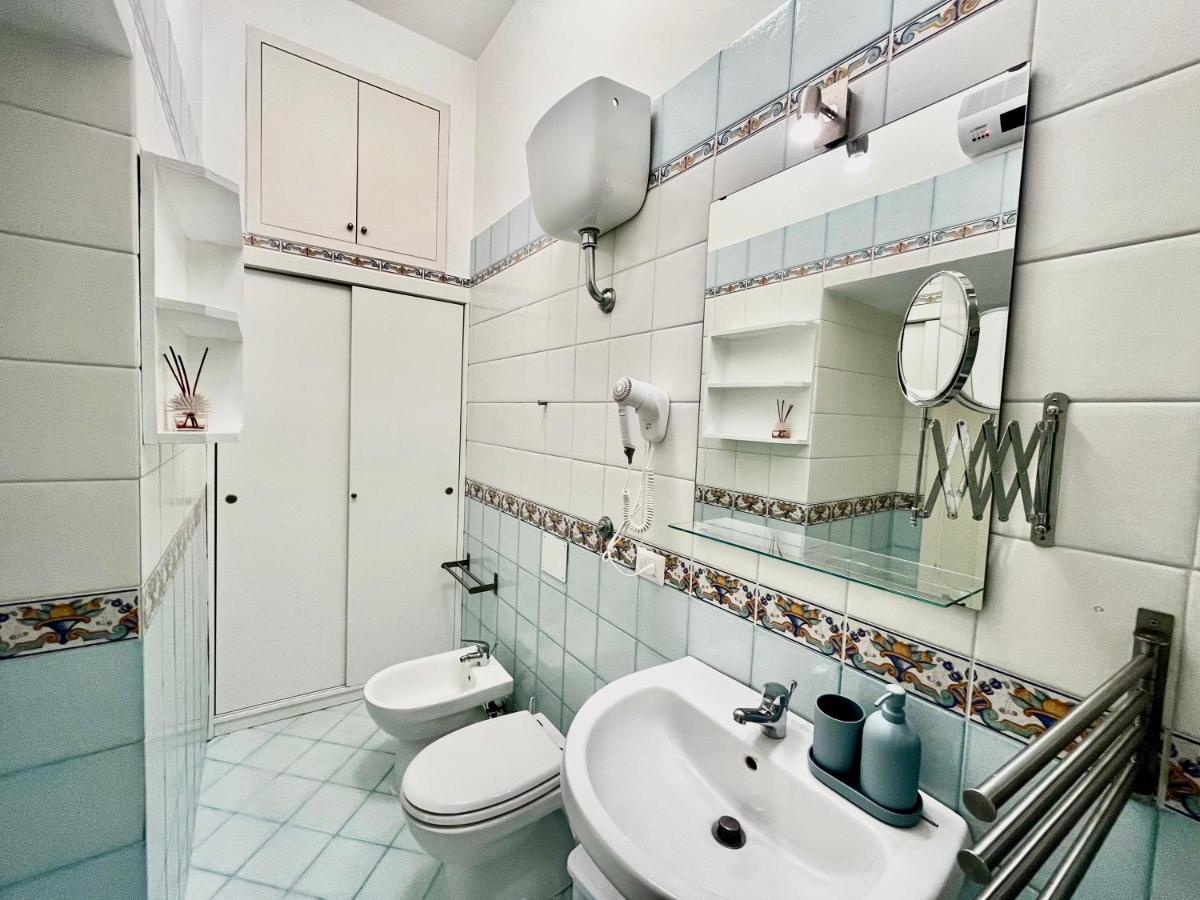 Casa Loren In The Heart Of ซอร์เรนโต ภายนอก รูปภาพ